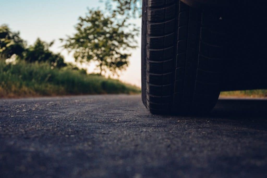 Comment bien choisir ses pneus de voiture